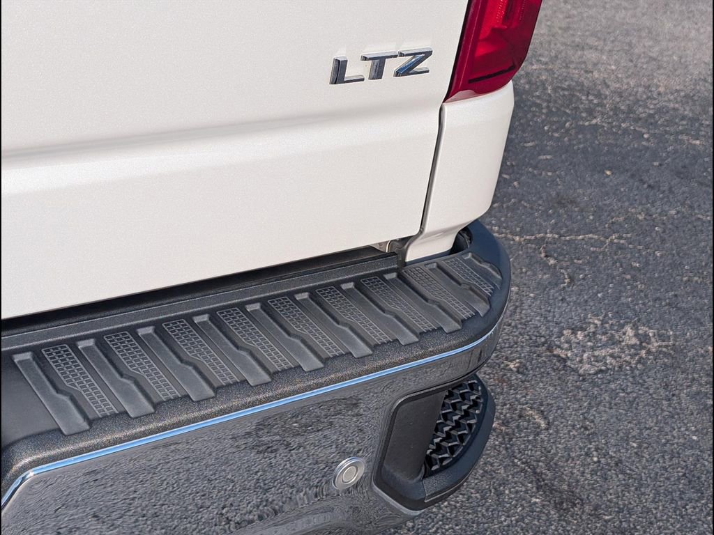 Used 2022 Chevrolet Silverado 1500 LTZ w/ Technology Package image 21