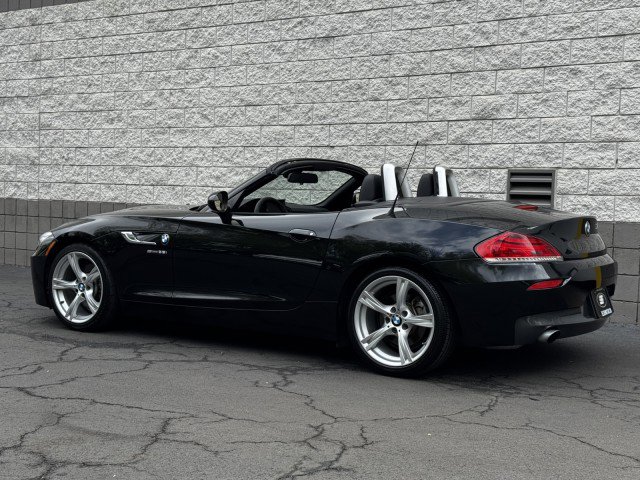 Used 2016 BMW Z4 sDrive35i image 2