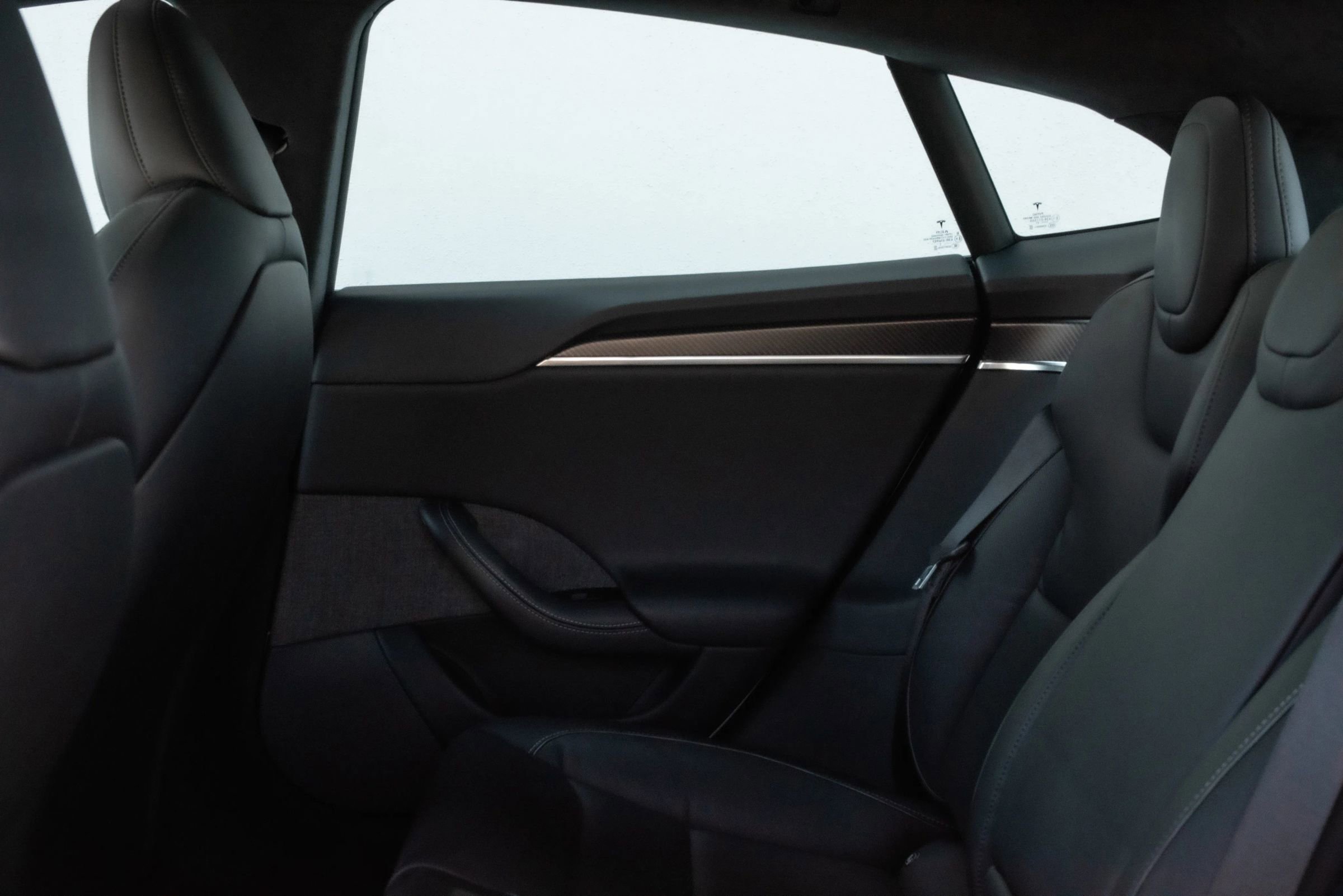 Used 2021 Tesla Model S Plaid image 23