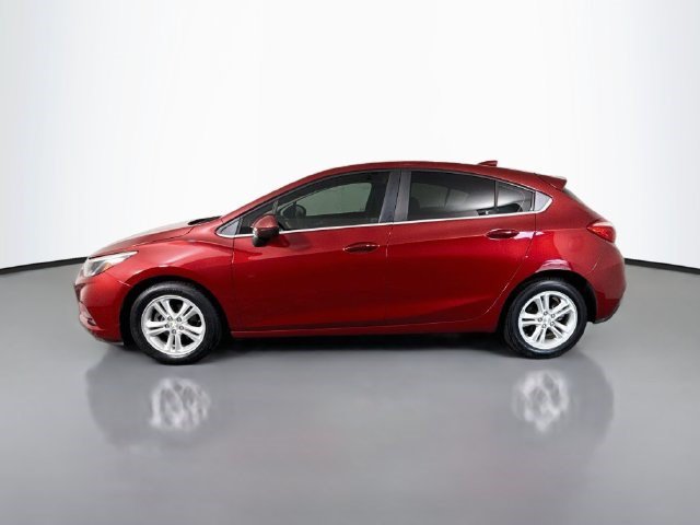 Used 2018 Chevrolet Cruze LT w/ Convenience Package FWD image 6