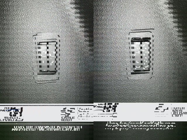 Certified 2023 Buick Enclave Avenir w/ Avenir Technology Package image 10