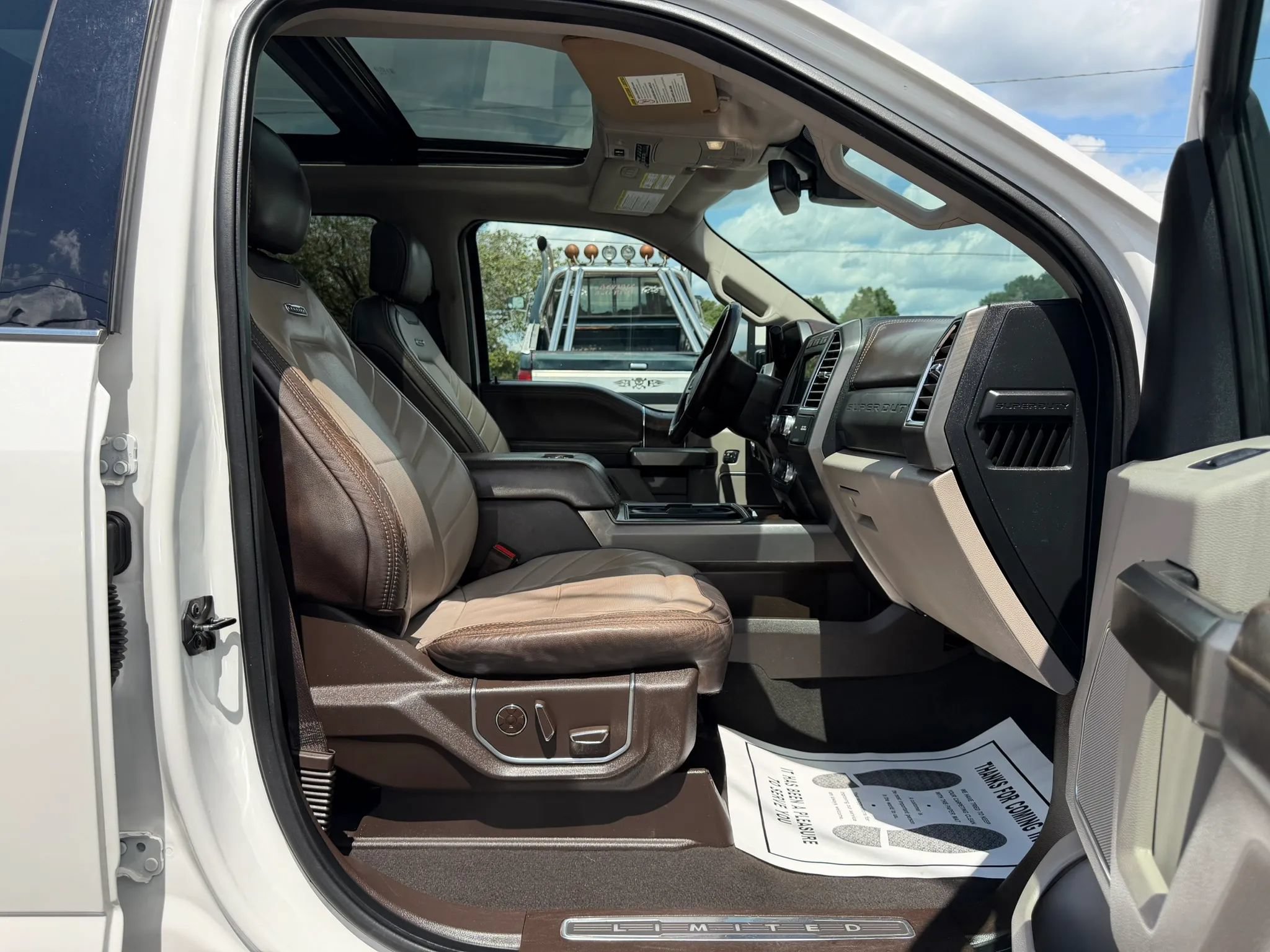 Used 2019 Ford F250 Limited AWD/4WD image 35