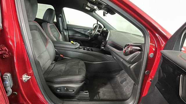 Used 2024 Chevrolet Blazer EV RS AWD/4WD image 30