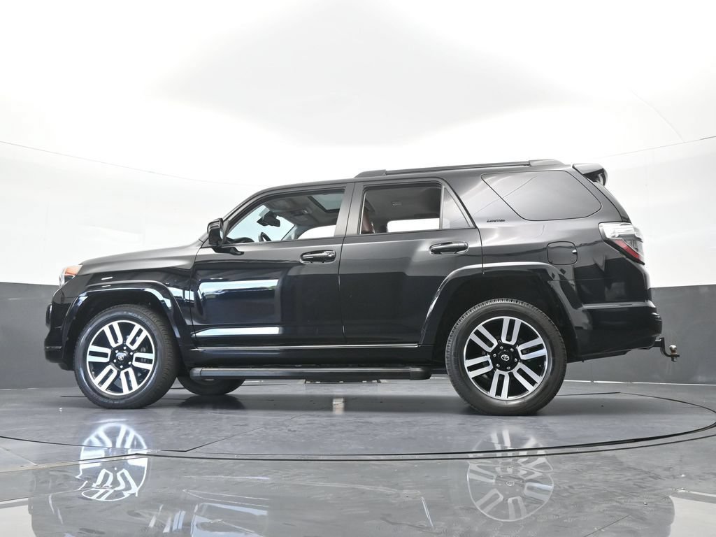Used 2024 Toyota 4Runner Limited AWD/4WD image 58