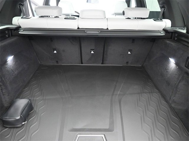Used 2026 BMW X5 xDrive40i w/ Climate Comfort Package image 16
