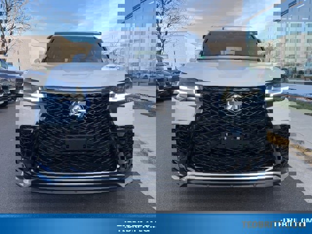 Used 2024 Lexus LX 600 F Sport image 2