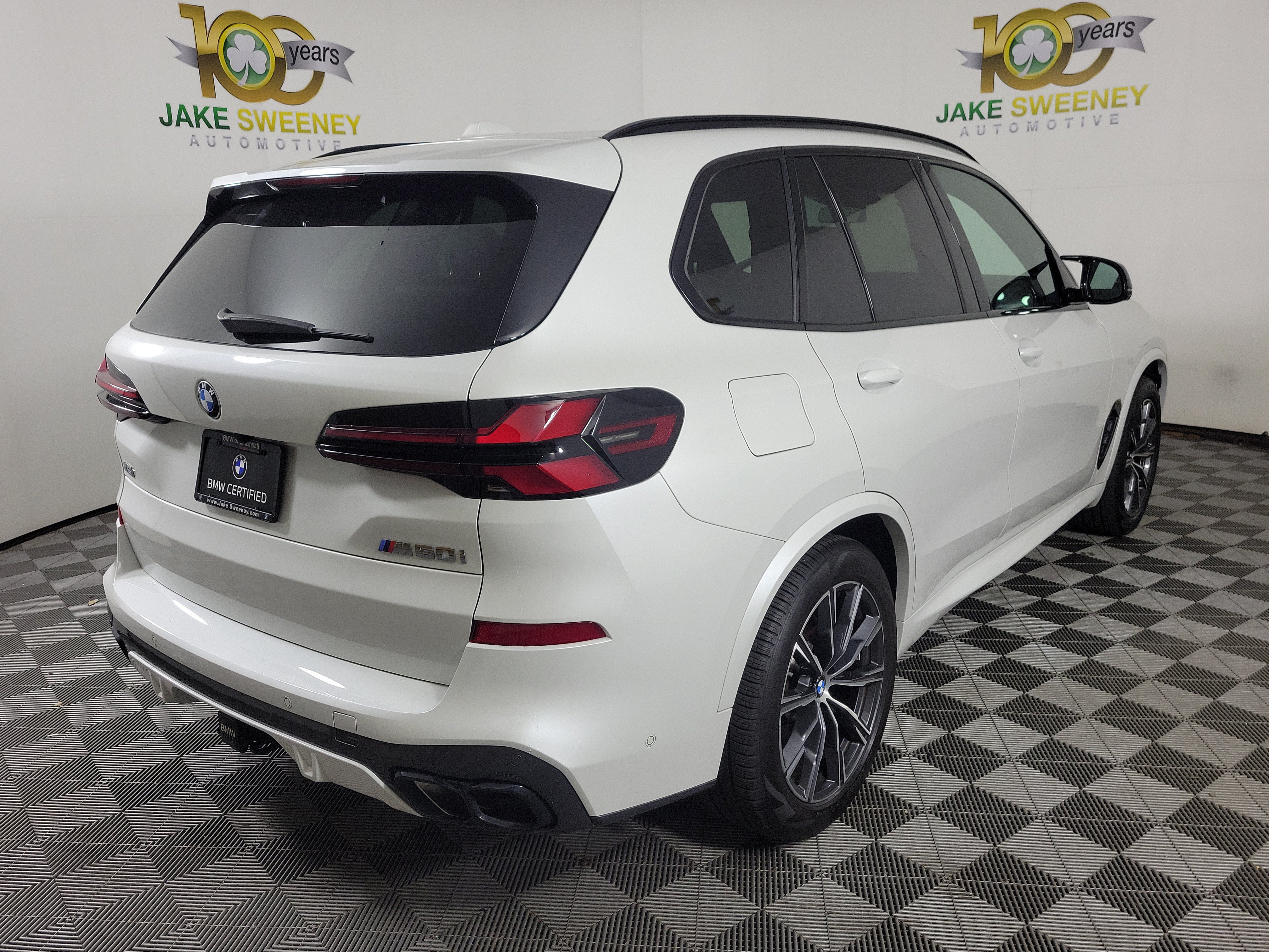 Certified 2024 BMW X5 M60i AWD/4WD image 7
