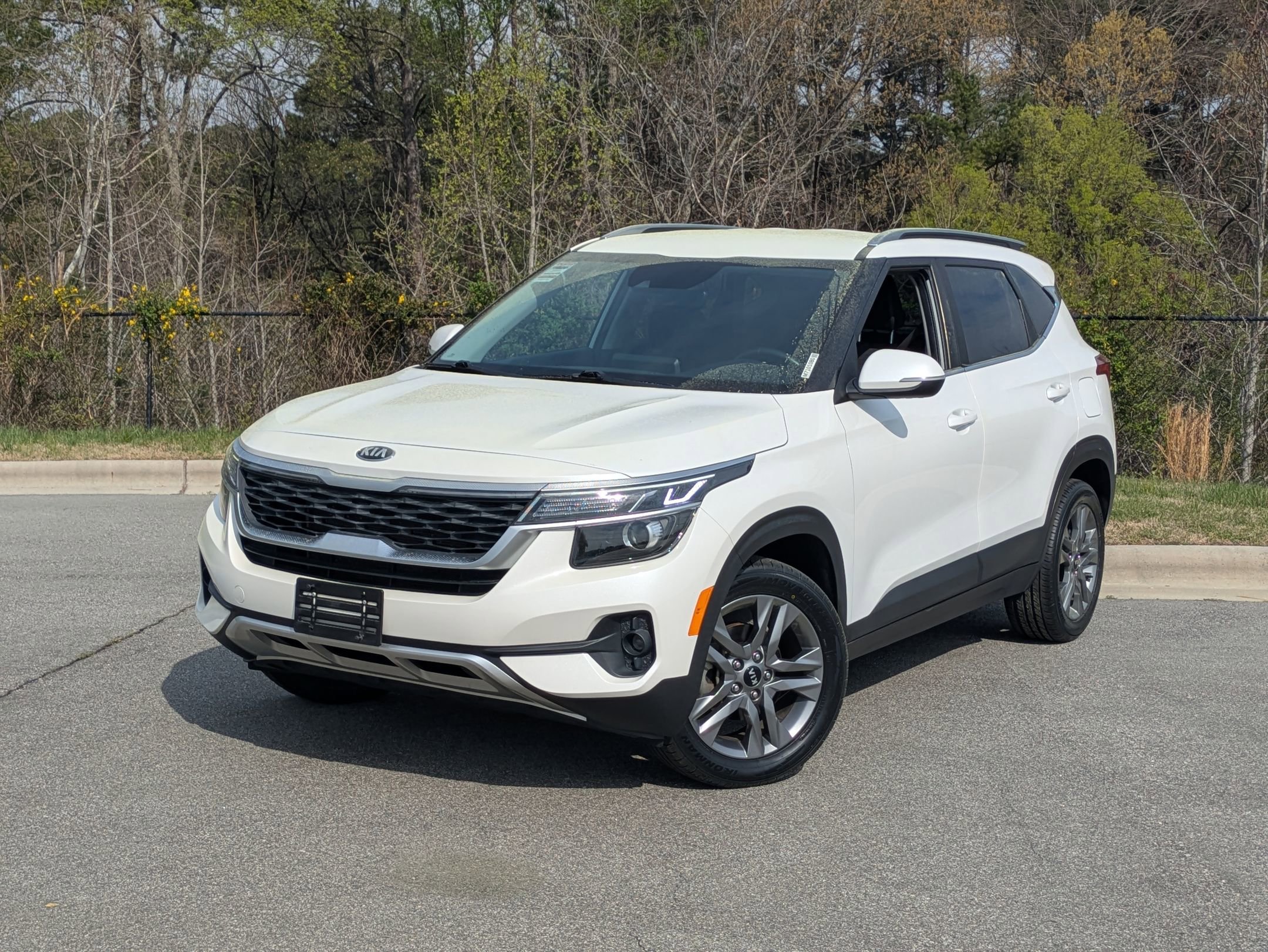 Used 2021 Kia Seltos S image 1