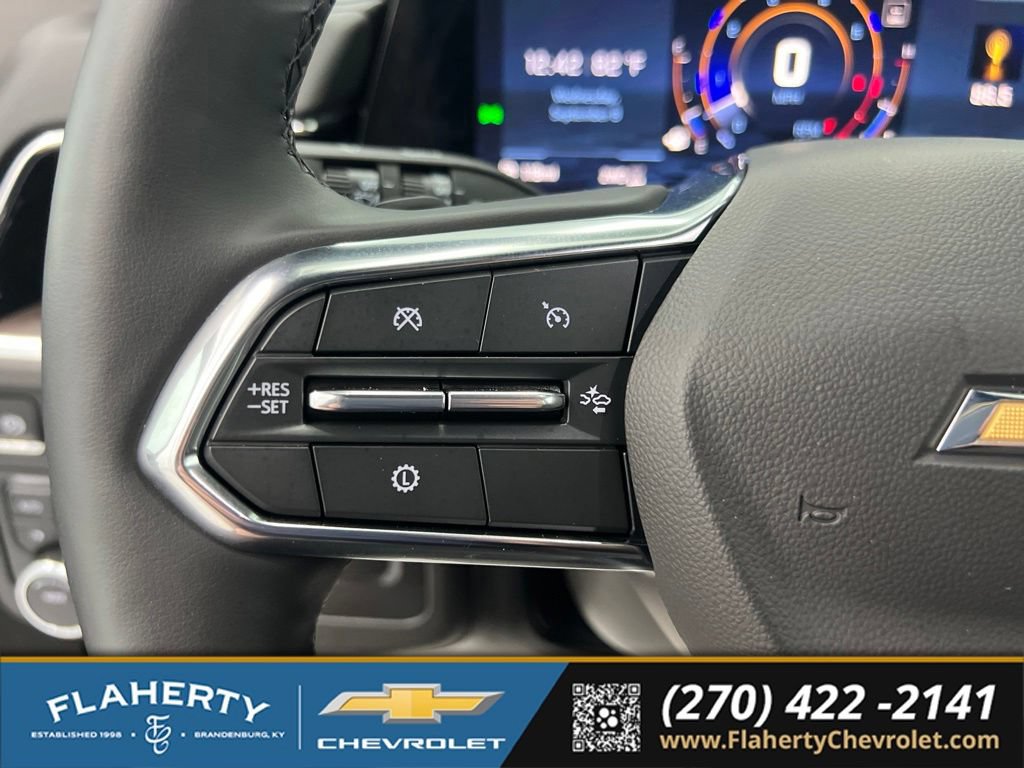 Used 2025 Chevrolet Suburban Premier AWD/4WD image 26