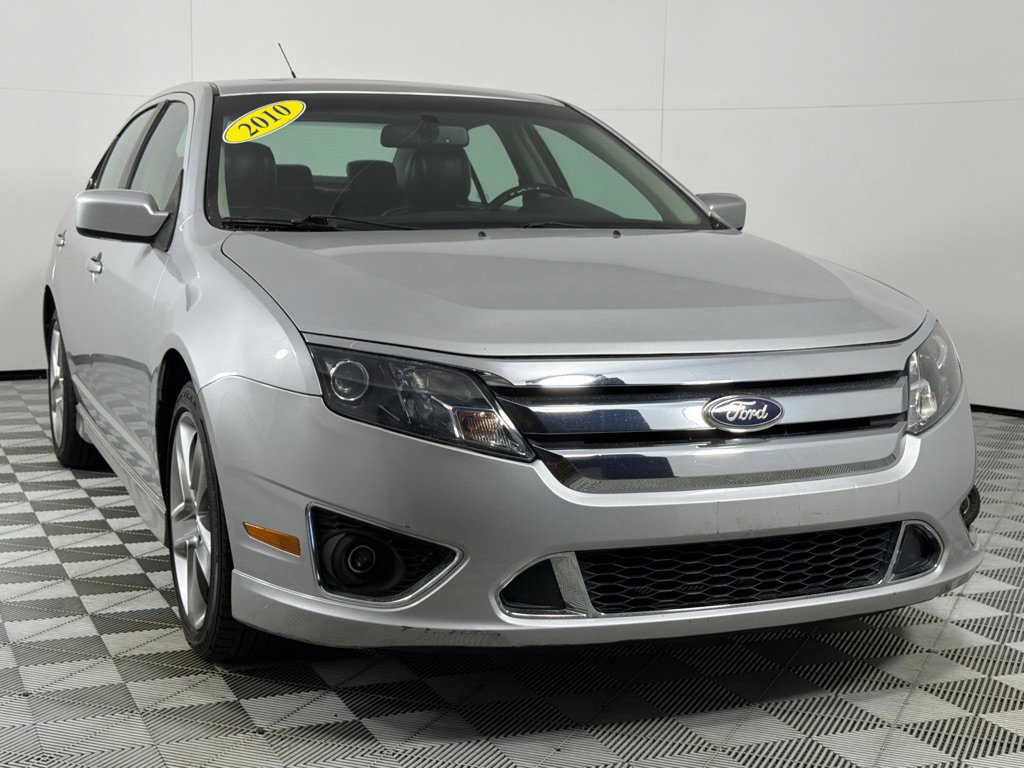 Used 2010 Ford Fusion Sport image 3