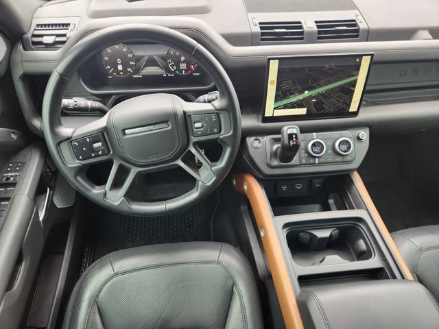 Used 2023 Land Rover Defender 130 X AWD/4WD image 27