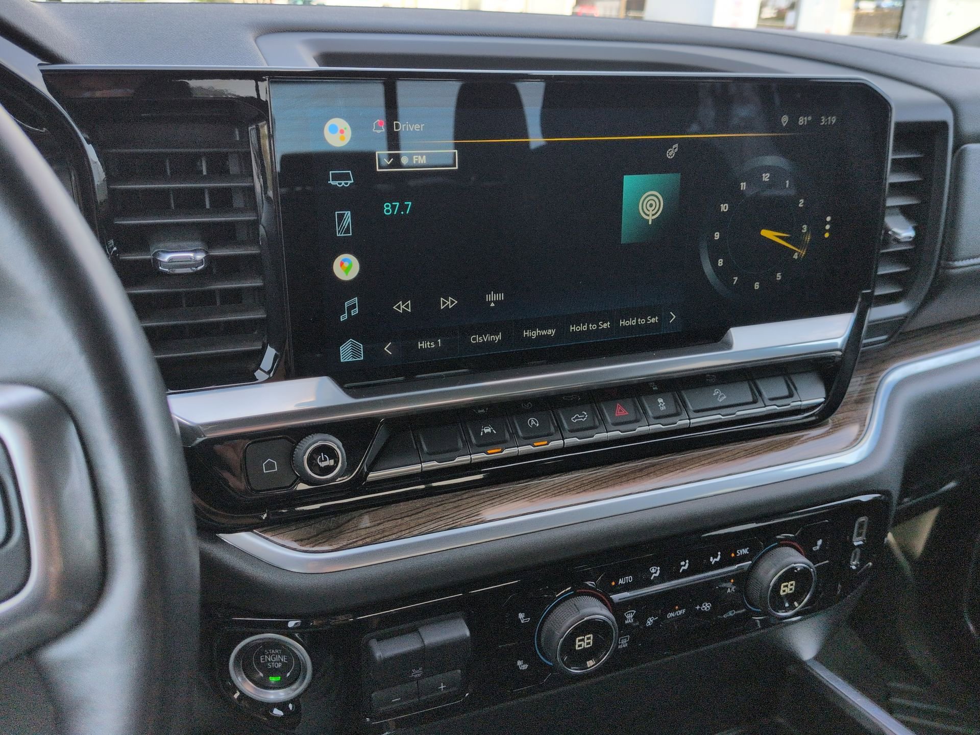 Certified 2022 Chevrolet Silverado 1500 RST AWD/4WD image 13