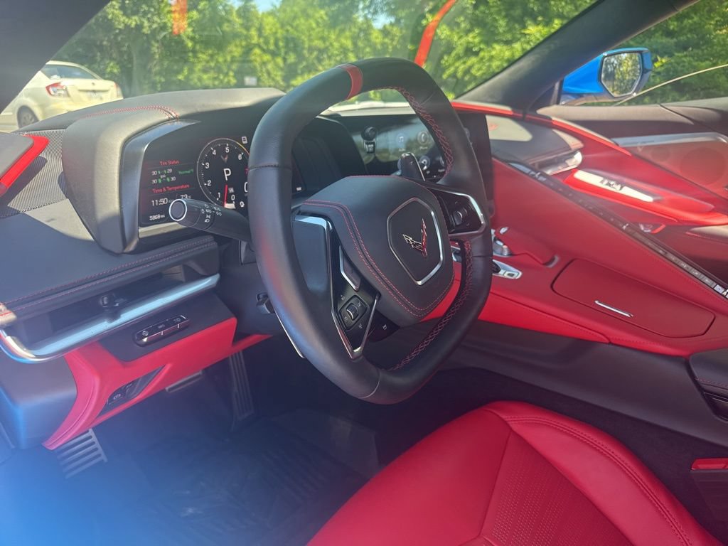 Used 2022 Chevrolet Corvette Stingray Premium Cpe w/ Z51 Performance Package RWD image 9