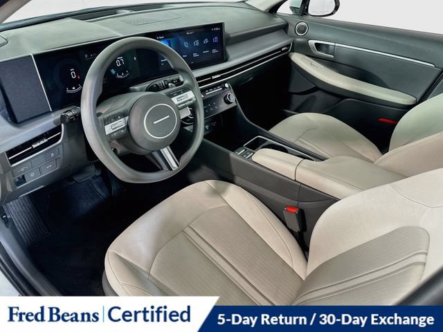 Certified 2025 Hyundai Sonata SEL AWD/4WD image 12