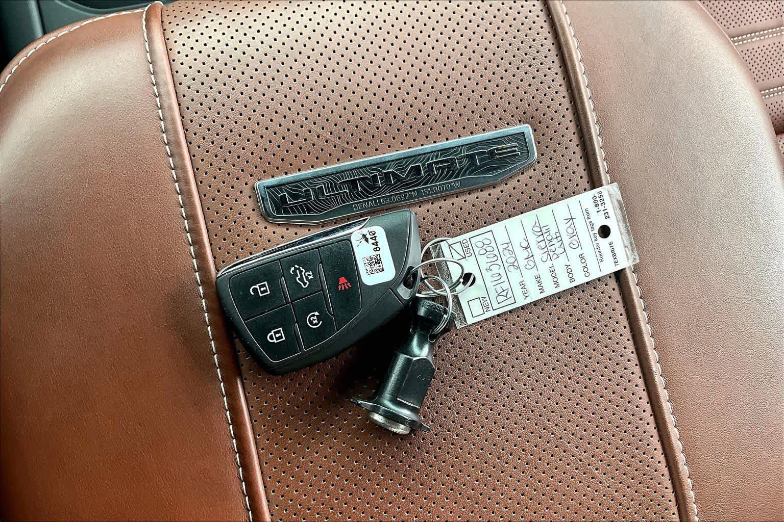 Used 2024 GMC Sierra 2500 Denali Ultimate image 15