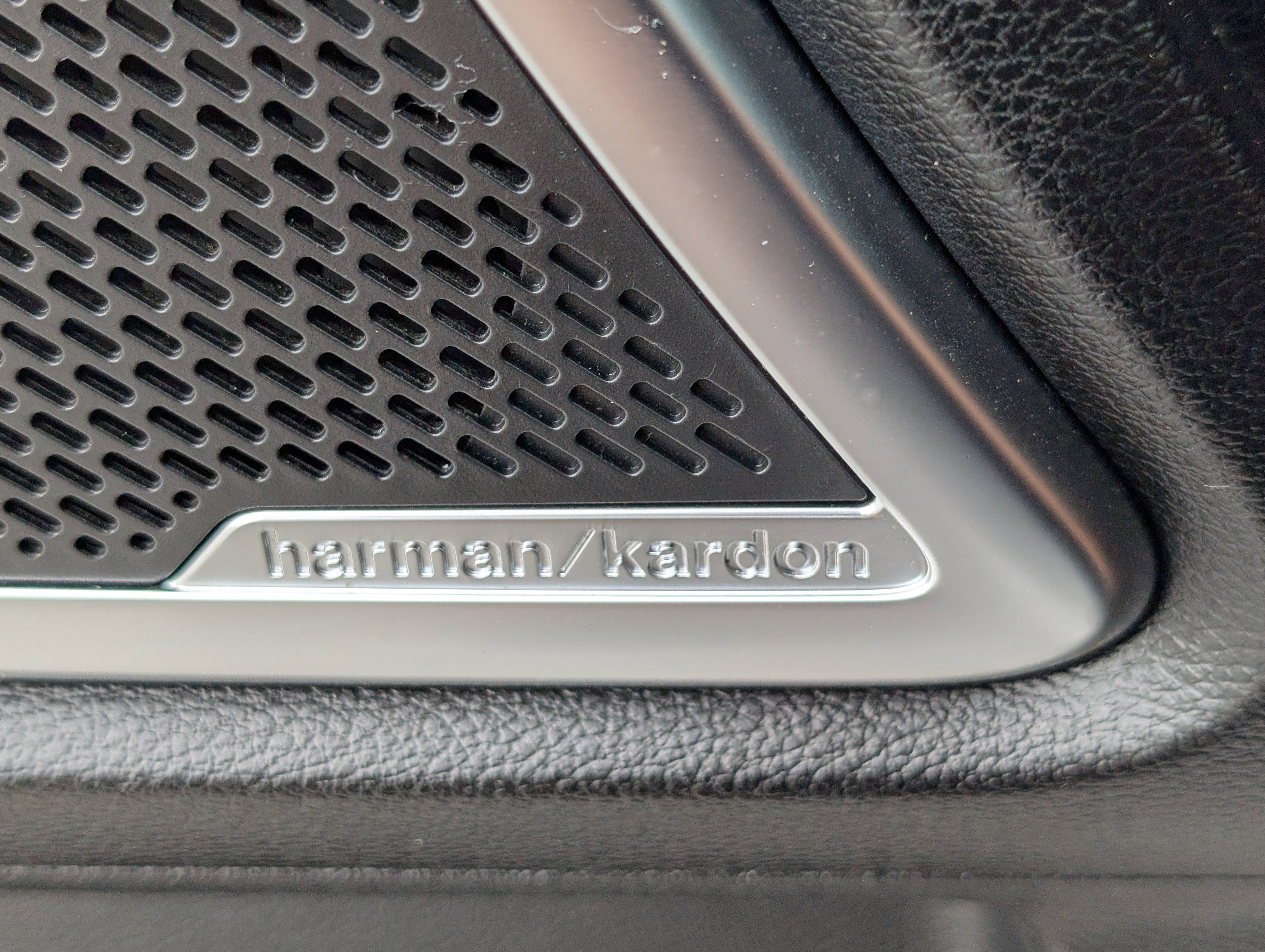 Used 2023 Kia Telluride SX X-Pro image 25