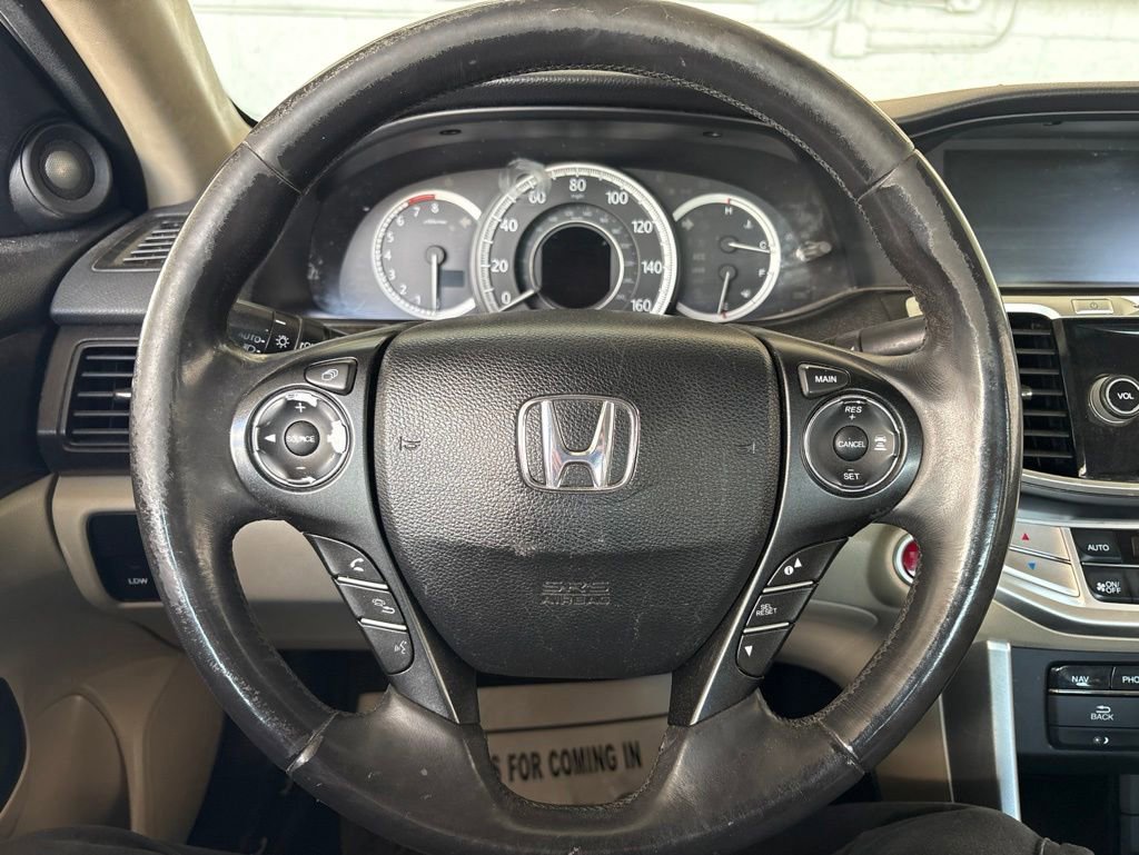 Used 2014 Honda Accord Touring image 12