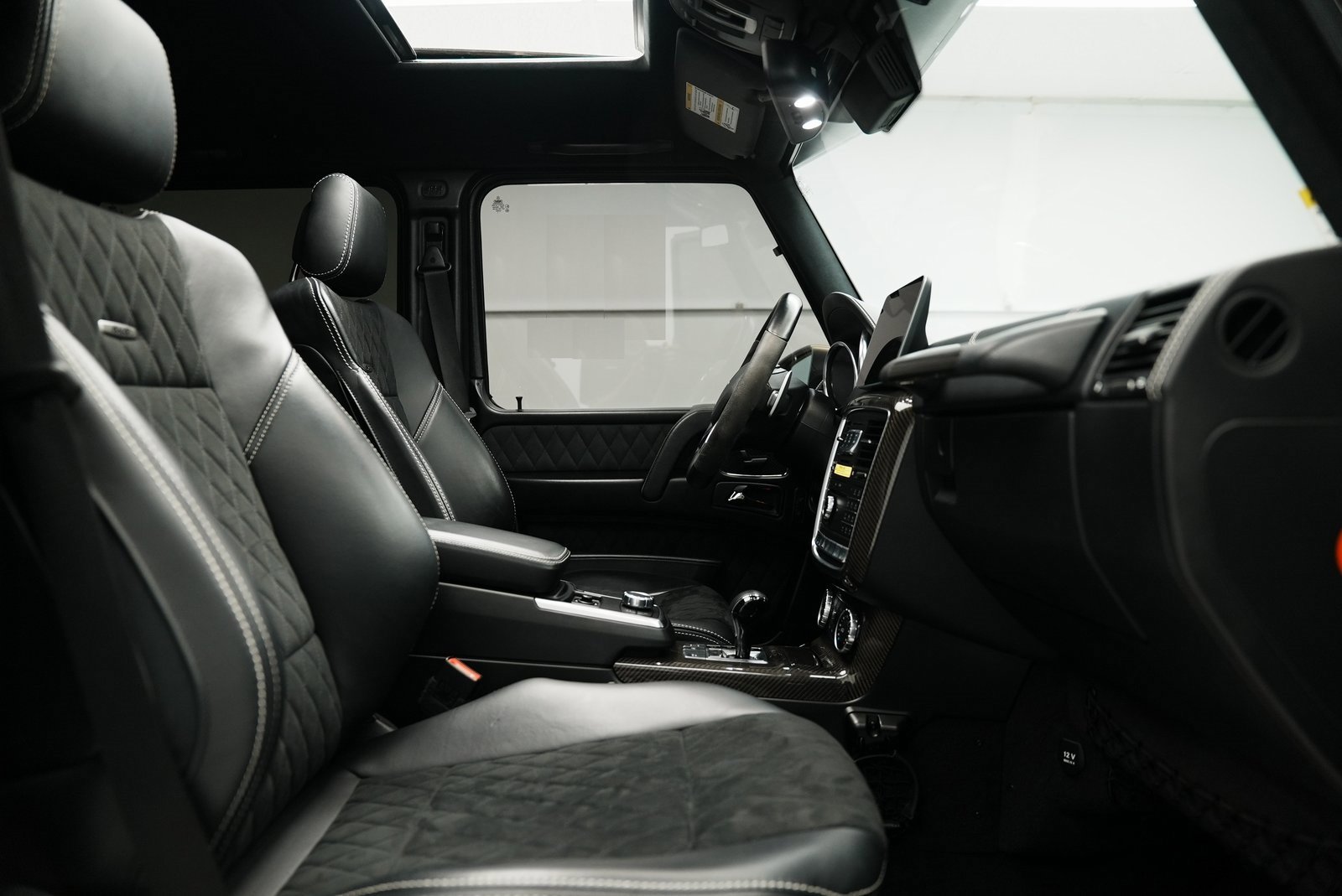 Used 2017 Mercedes-Benz G 550 Squared image 30