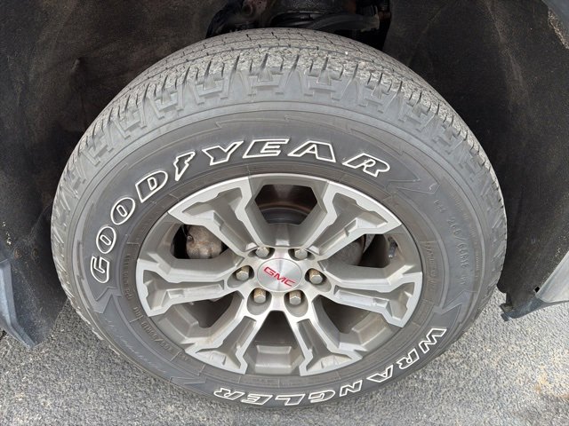 Used 2020 GMC Sierra 1500 SLE w/ SLE Value Package image 27