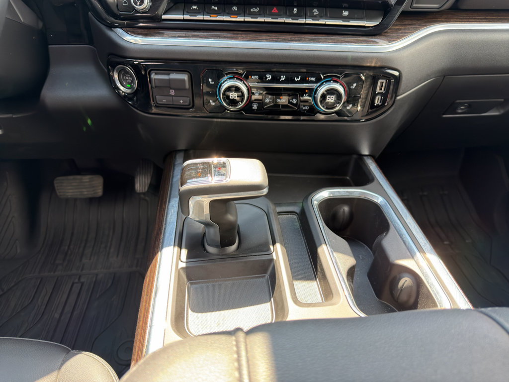 Used 2025 GMC Sierra 1500 Elevation w/ Elevation Premium Package AWD/4WD image 10