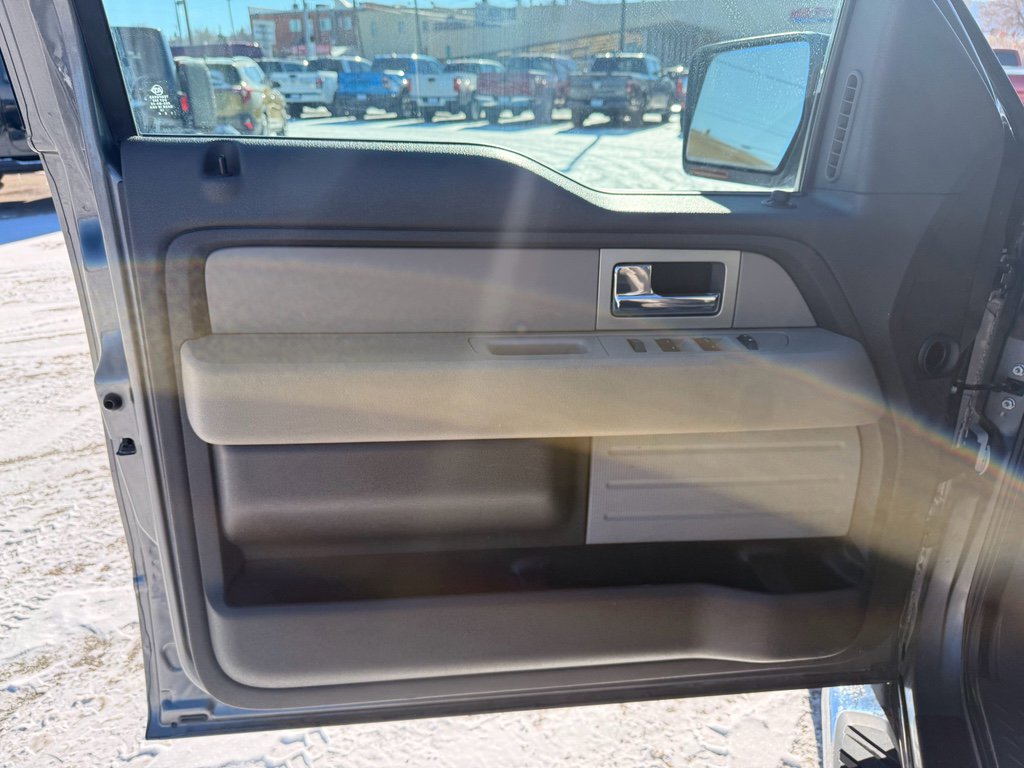 Used 2010 Ford F150 XLT image 9