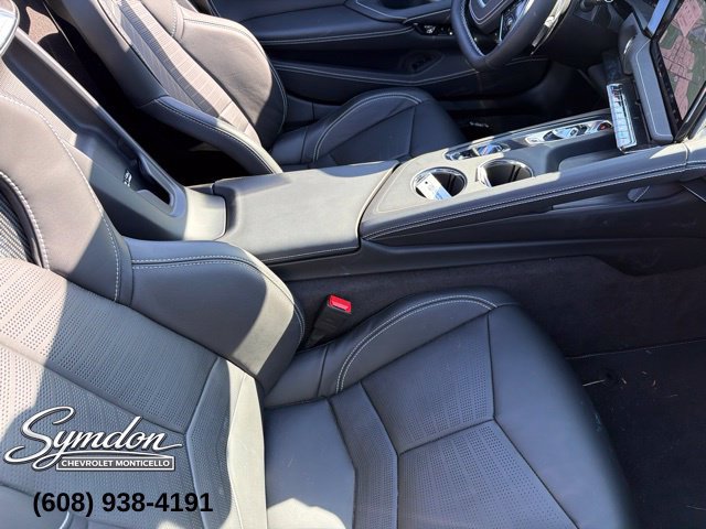 Used 2026 Chevrolet Corvette Stingray Premium Conv w/ Z51 Performance Package RWD image 19