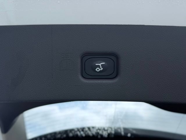 Certified 2023 Lincoln Nautilus AWD w/ Premium Package image 12