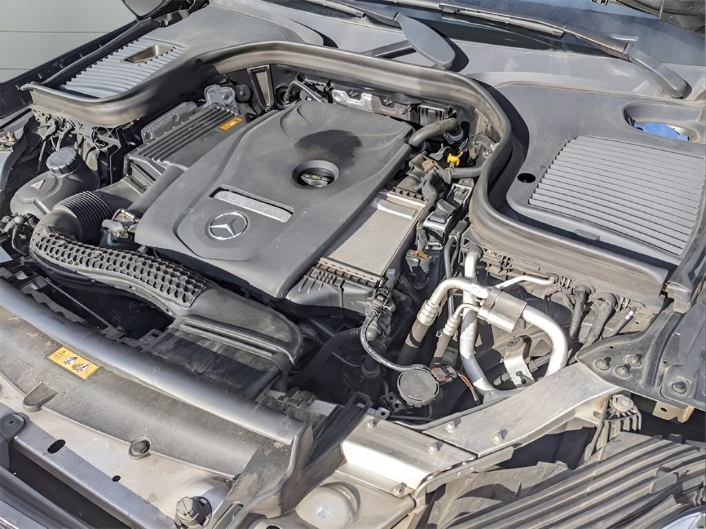 Used 2018 Mercedes-Benz GLC 300 image 30