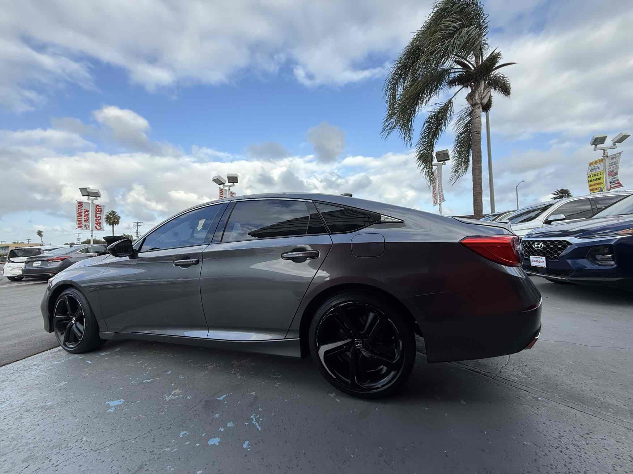 Used 2018 Honda Accord Sport image 7