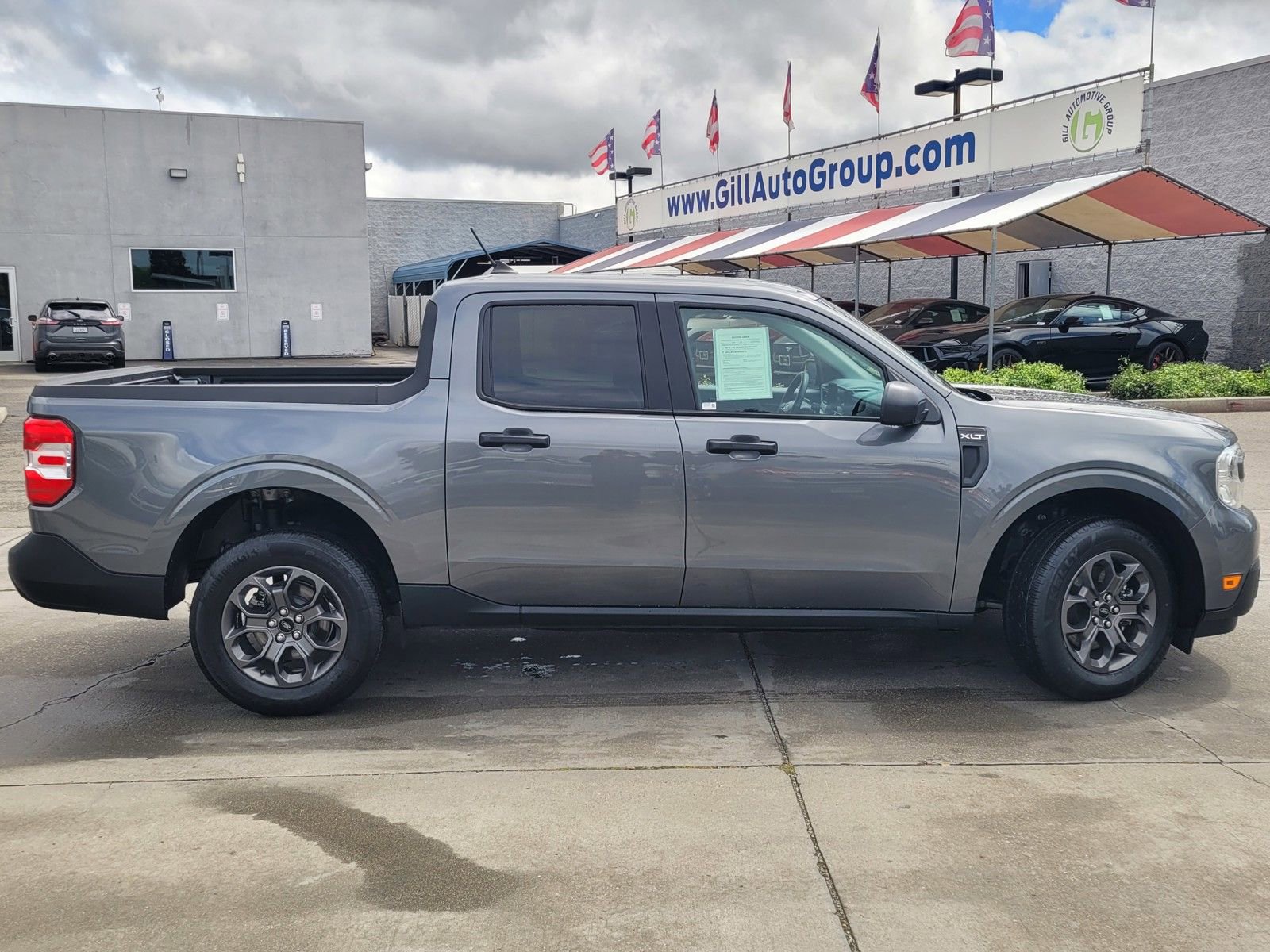 Used 2024 Ford Maverick XLT image 3