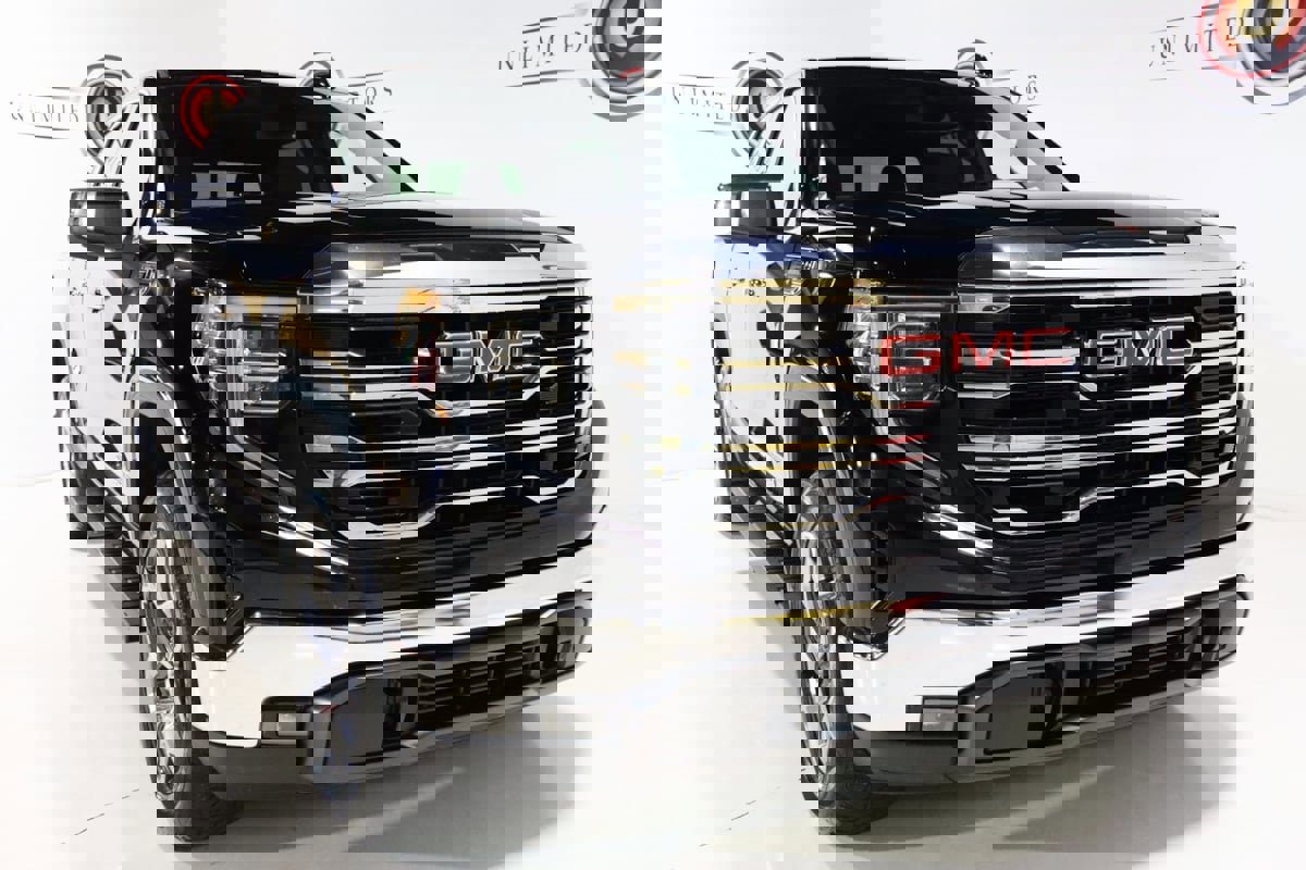 Used 2023 GMC Sierra 1500 SLT w/ SLT Convenience Package image 27