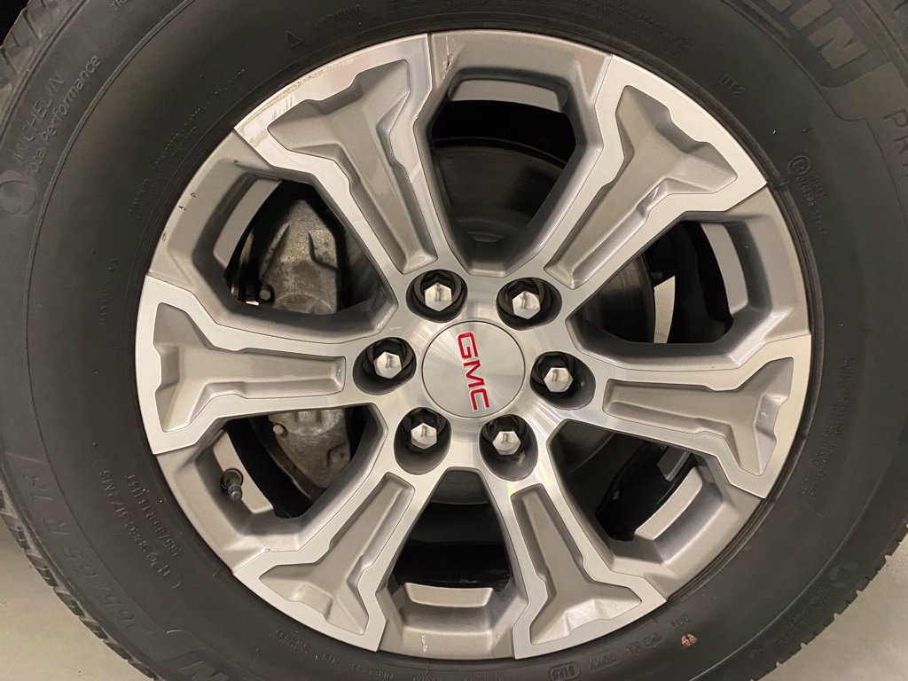 Used 2025 GMC Sierra 1500 SLT AWD/4WD image 24