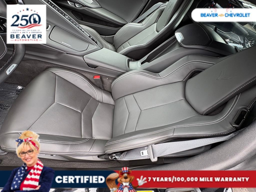 Used 2025 Chevrolet Corvette Z06 RWD image 15