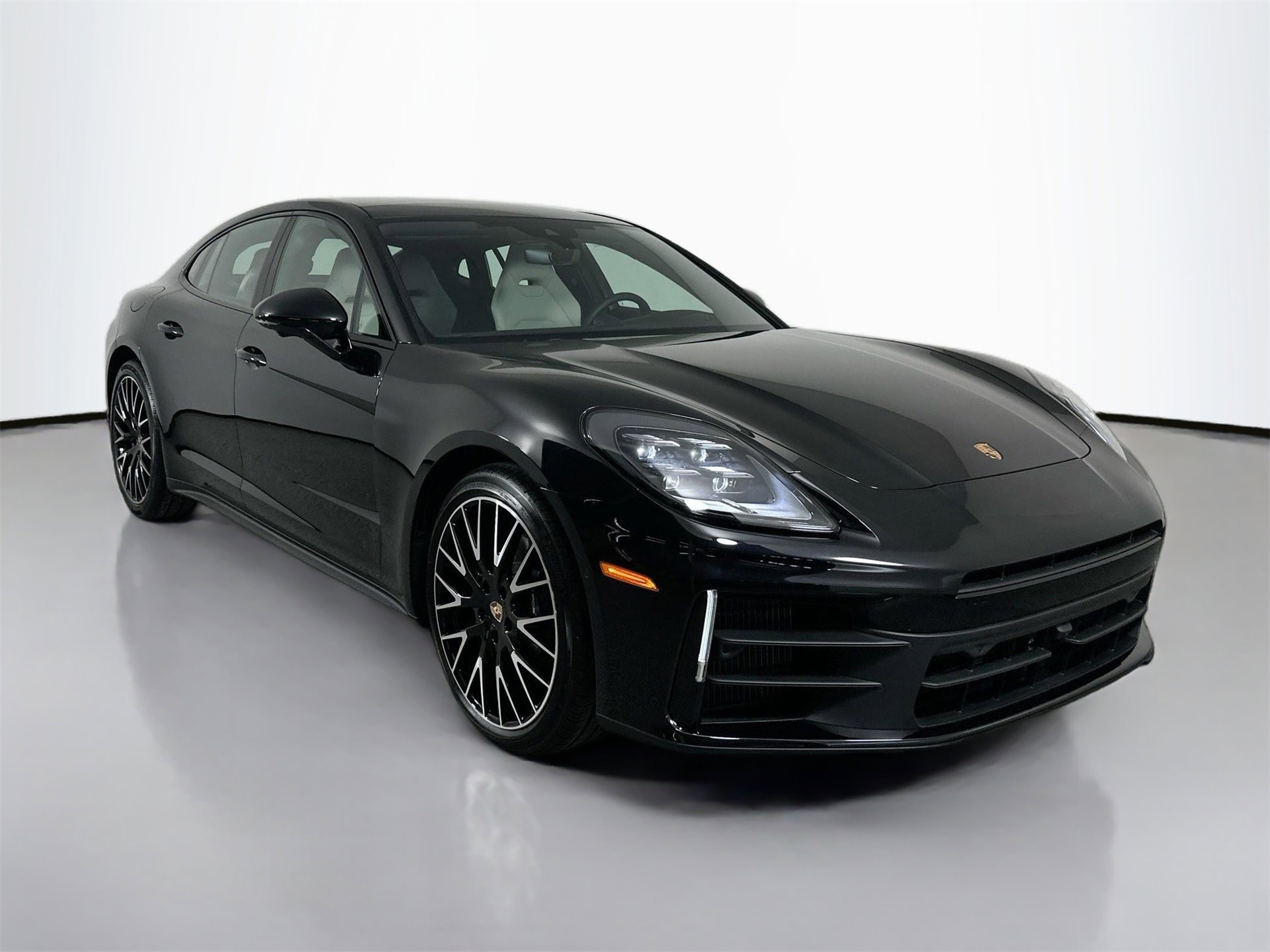New 2026 Porsche Panamera 4 image 9