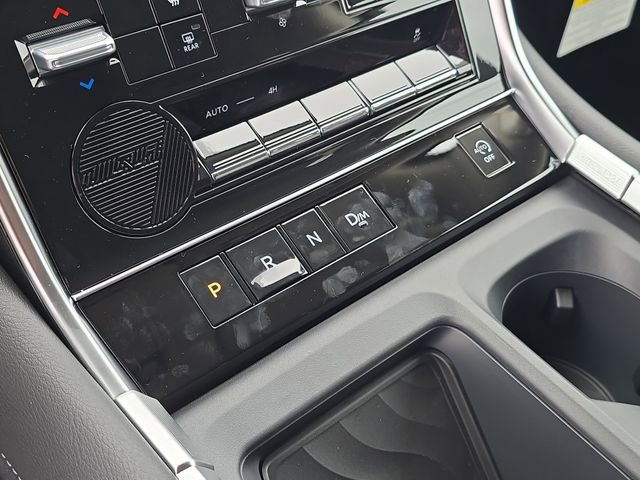 New 2026 Nissan Armada SV image 28