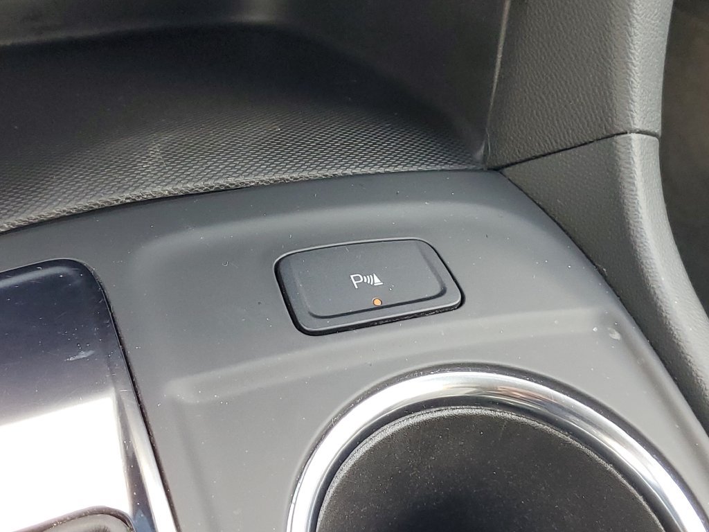Used 2024 Chevrolet Equinox LT FWD image 18