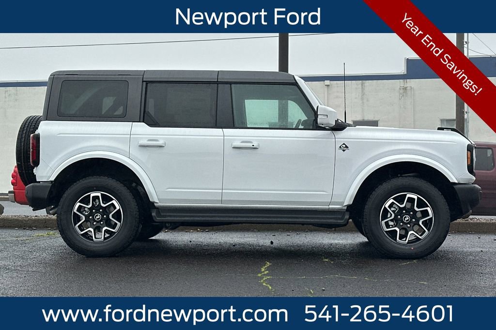 New 2025 Ford Bronco Outer Banks image 2