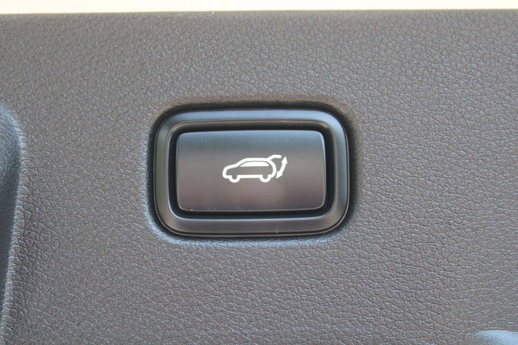 Certified 2025 Kia Sportage X-Line w/ Premium Package AWD/4WD image 11