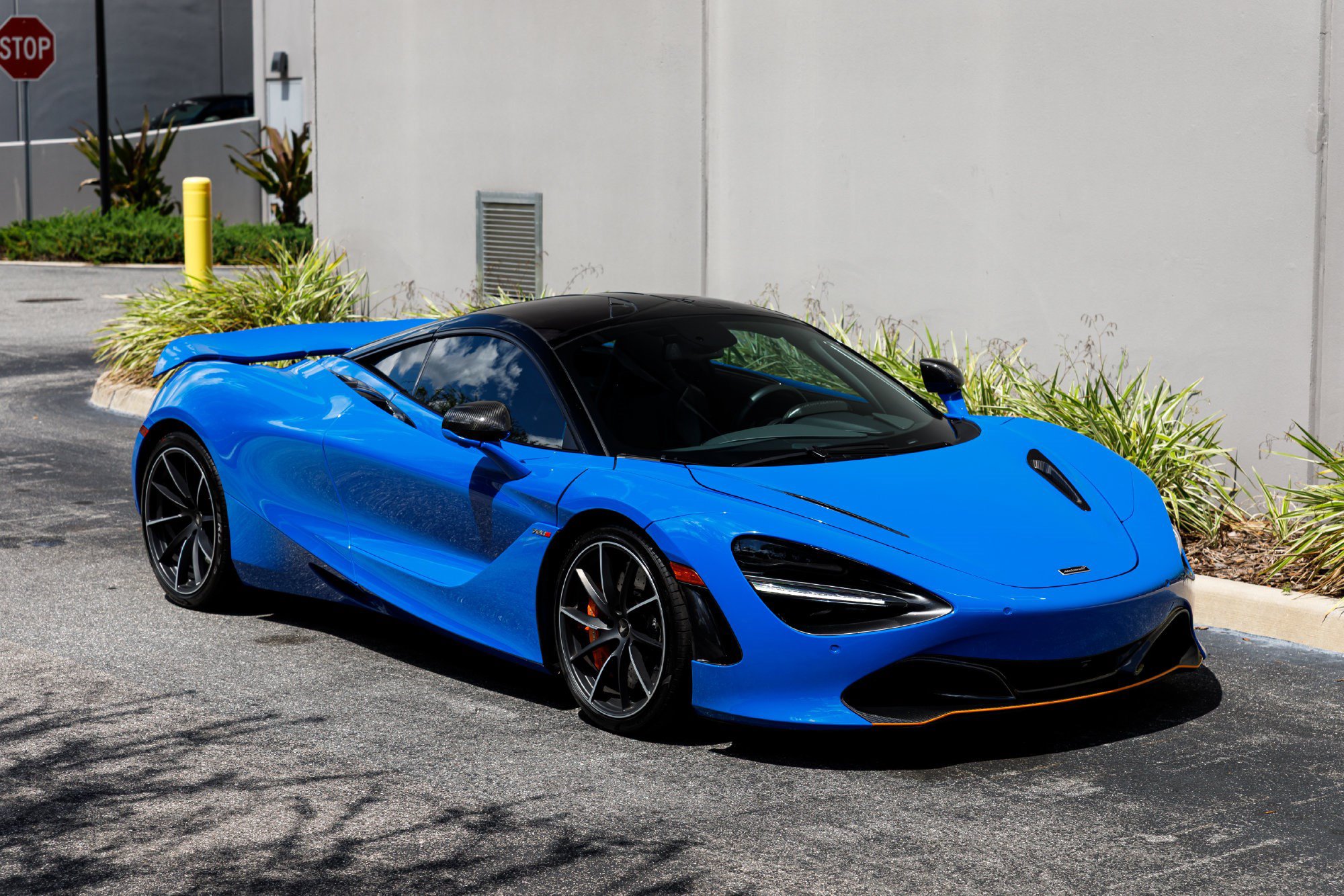 Used 2019 McLaren 720S Luxury RWD image 7