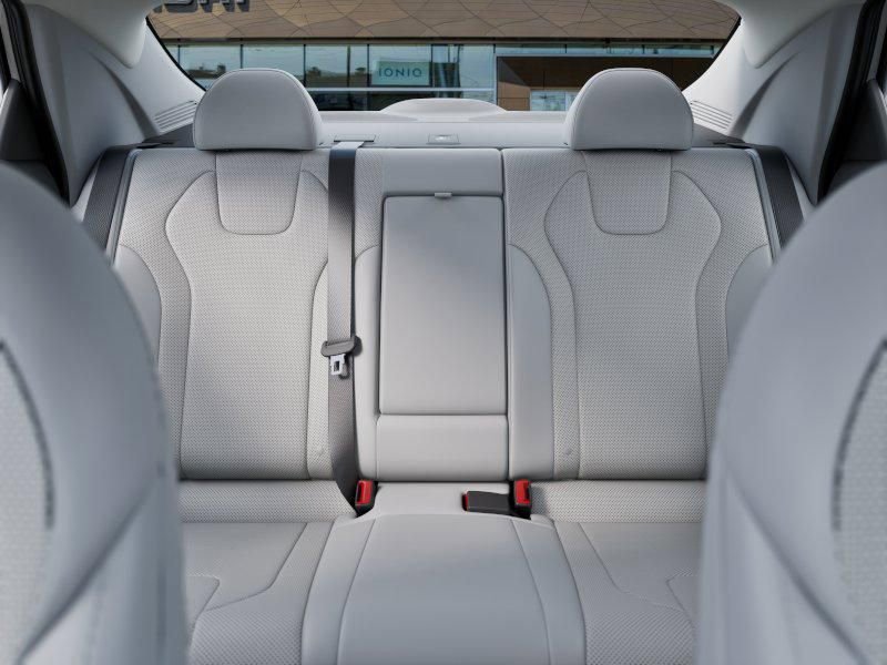 New 2026 Hyundai Elantra Limited image 13