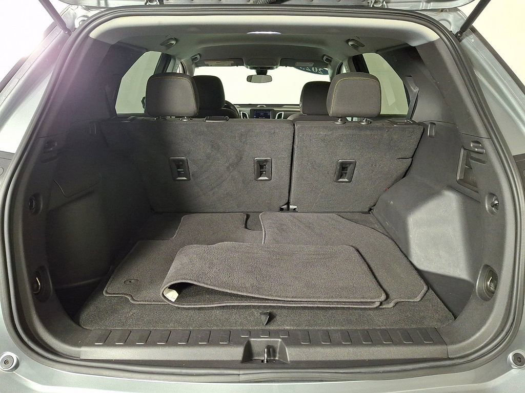Used 2023 Chevrolet Equinox LT image 27