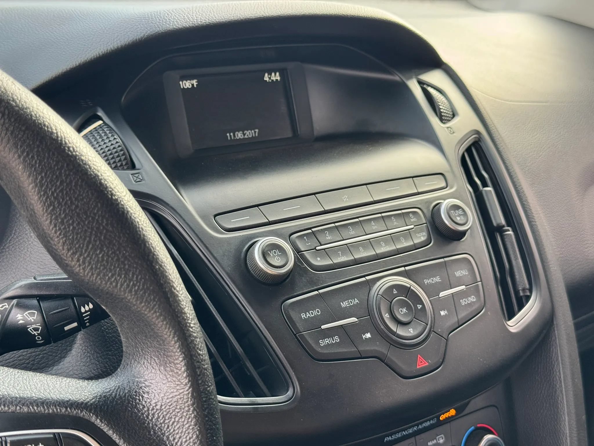Used 2018 Ford Focus SE FWD image 20