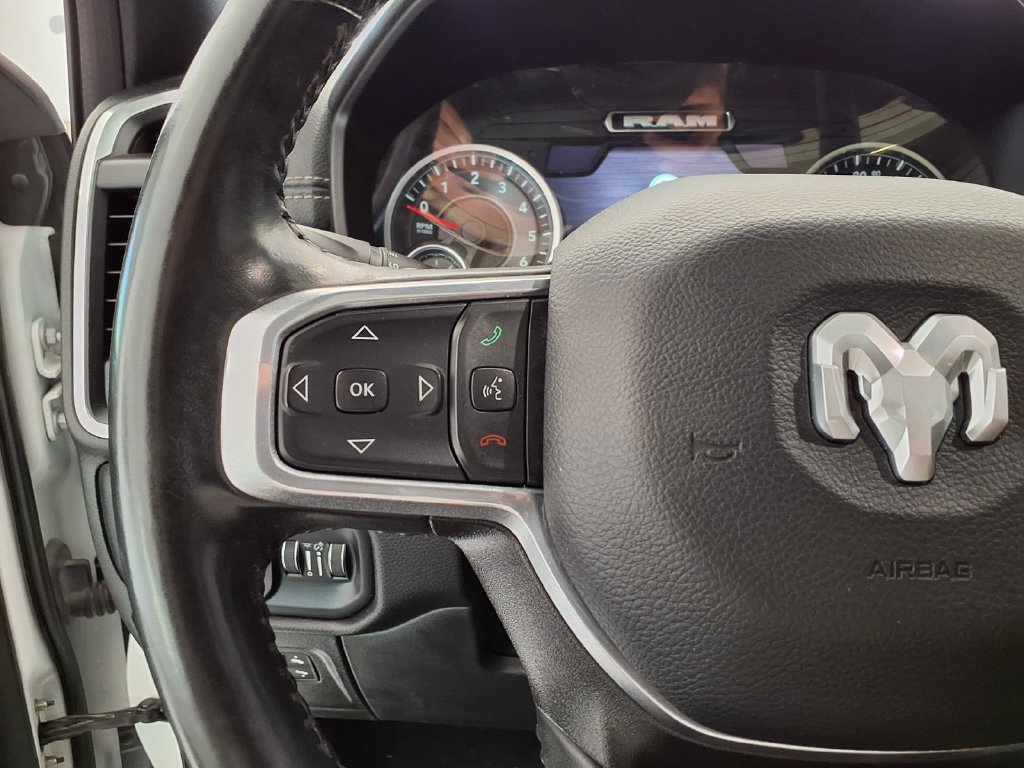 Used 2023 RAM 1500 Laramie AWD/4WD image 6
