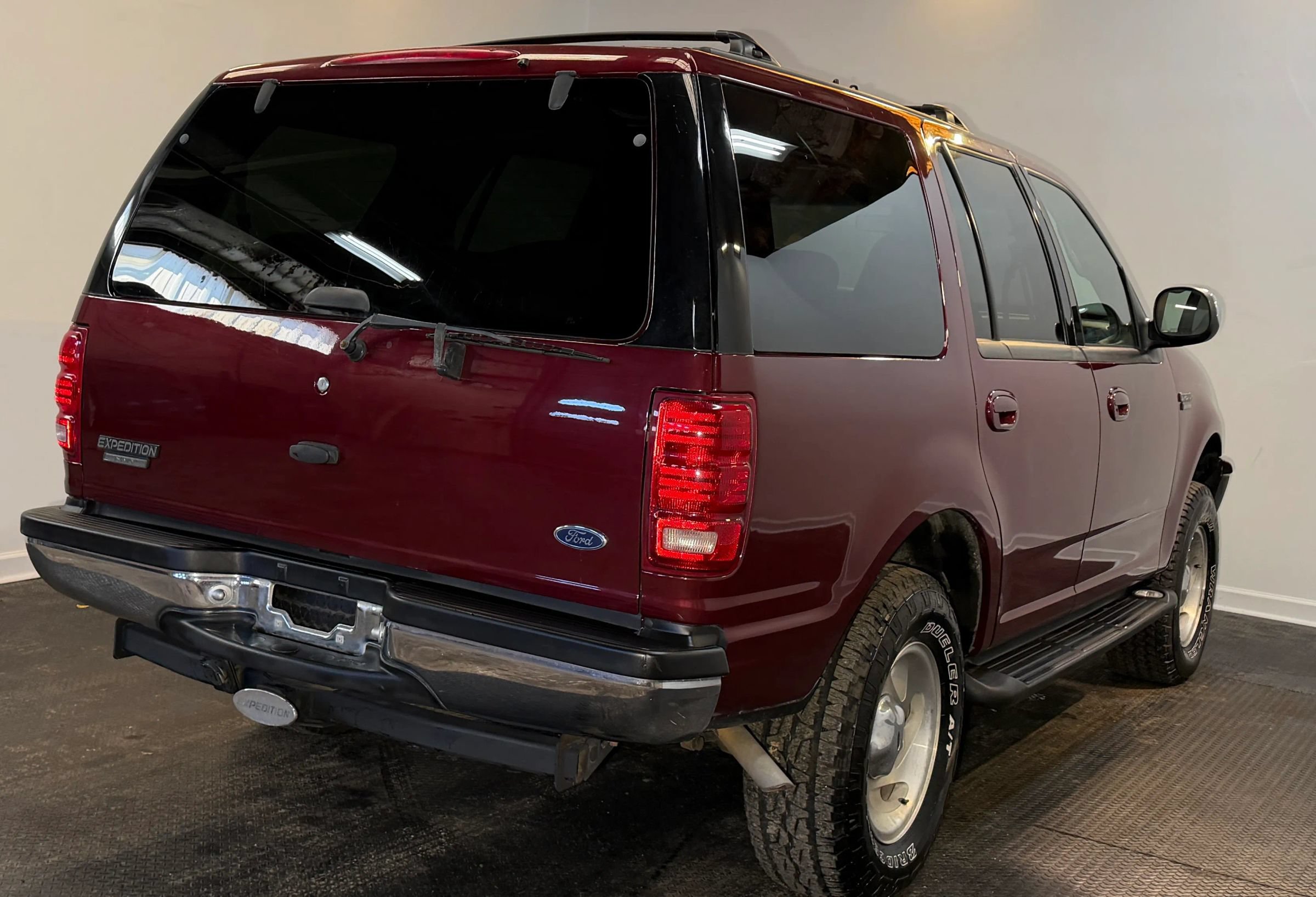 Used 1998 Ford Expedition 4WD image 7