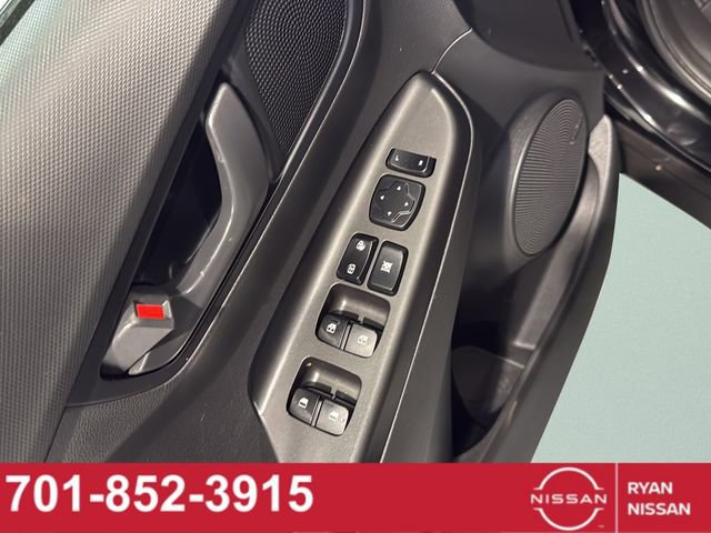 Used 2020 Hyundai Kona SEL Plus image 35