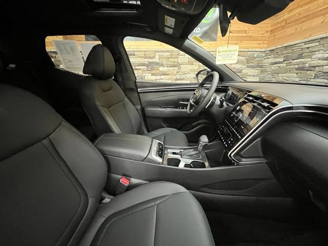 Used 2024 Hyundai Santa Cruz Night AWD/4WD image 16