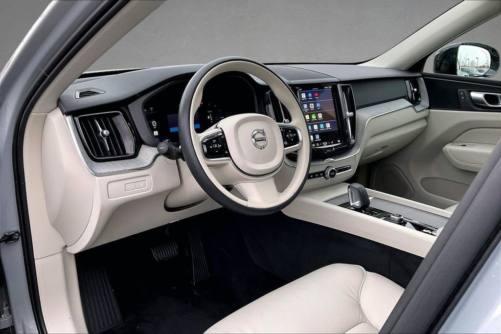 Certified 2024 Volvo XC60 T8 Plus w/ Protection Package Premier image 17