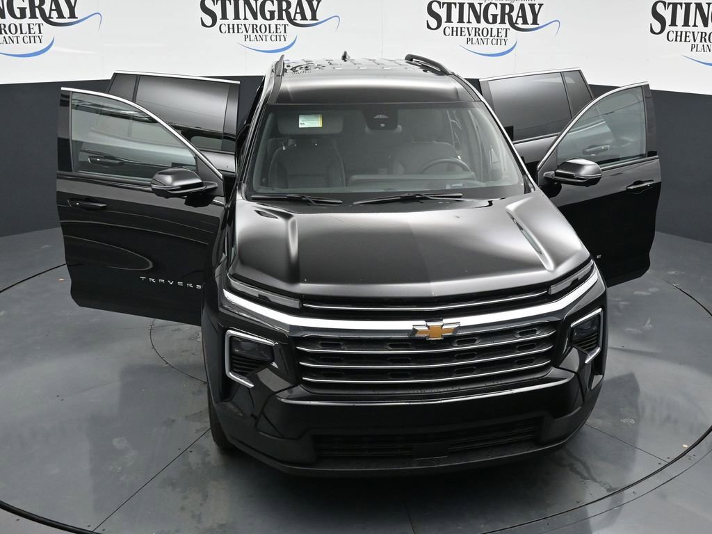Used 2025 Chevrolet Traverse LT w/ Driver Confidence Package AWD/4WD image 25