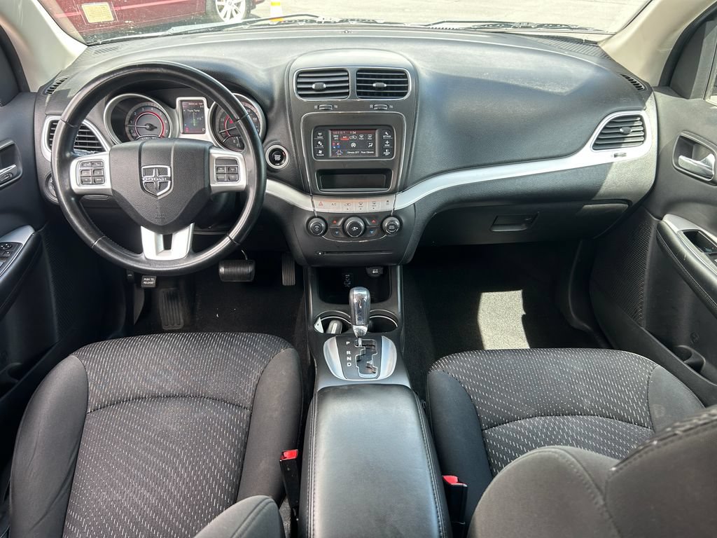 Used 2018 Dodge Journey SXT w/ Connectivity Group FWD image 28