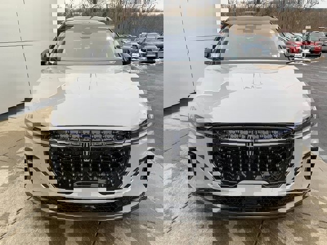 New 2026 Lincoln Nautilus Reserve w/ Jet Appearance Package image 16